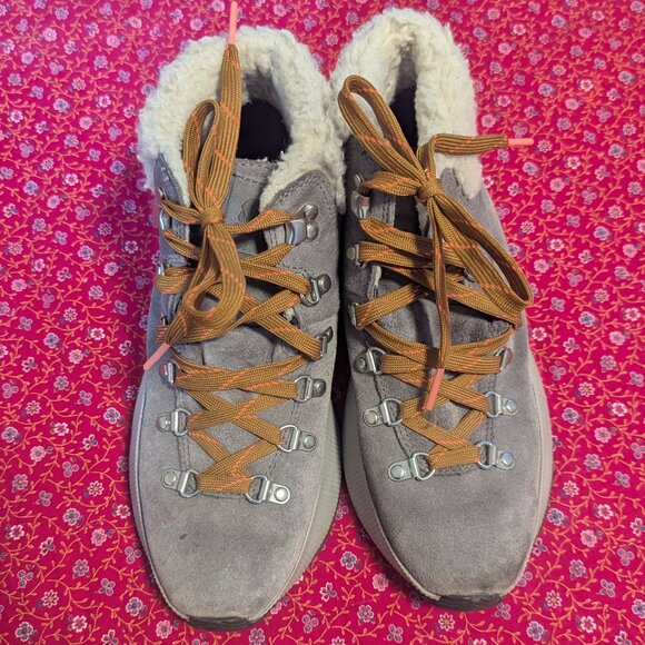 Sorel Out N About III Conquest Boot Suede Shearling Grey Lace Up Activewear Hike - Picture 4 of 10